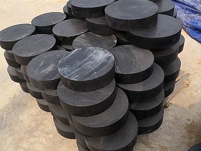 南江县板式橡胶支座由若干层橡胶片与薄钢板经加压硫化